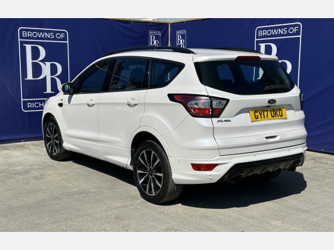 Ford Kuga ST-LINE TDCI 8