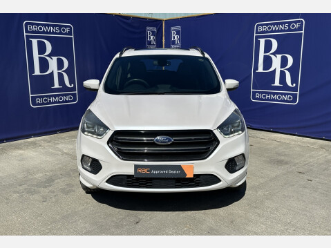 Ford Kuga ST-LINE TDCI 13