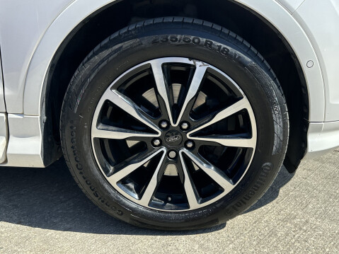 Ford Kuga ST-LINE TDCI 16