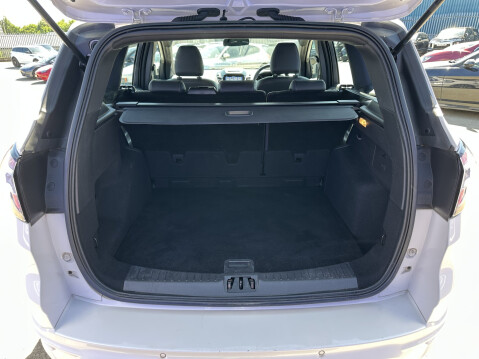Ford Kuga ST-LINE TDCI 22