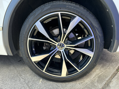 Volkswagen Tiguan R-LINE TSI DSG 18