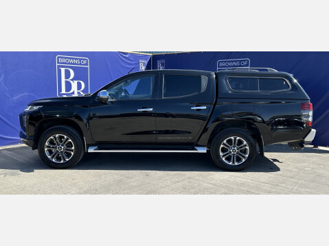 Mitsubishi L200 DI-D BARBARIAN X DCB 10