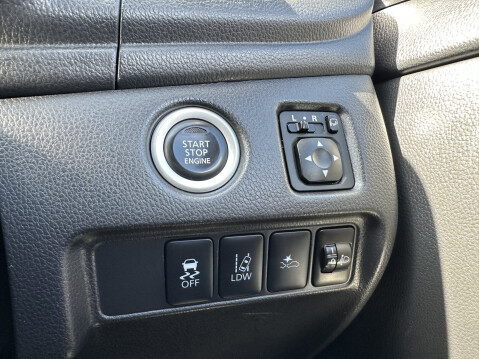 Mitsubishi L200 DI-D BARBARIAN X DCB 28