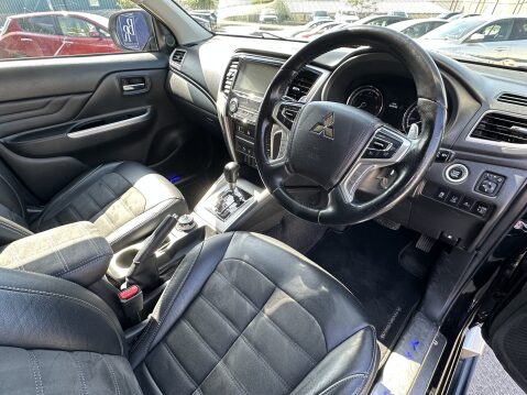 Mitsubishi L200 DI-D BARBARIAN X DCB 3
