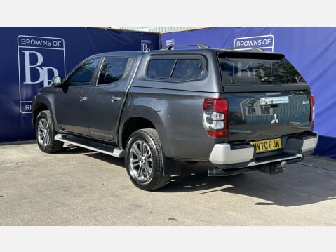 Mitsubishi L200 DI-D BARBARIAN X DCB 8