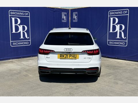 Audi A4 AVANT TFSI S LINE BLACK EDITION MHEV 7