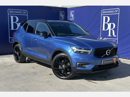 Volvo XC40 B5 R-DESIGN PRO AWD MHEV