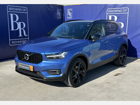Volvo XC40 B5 R-DESIGN PRO AWD MHEV 11