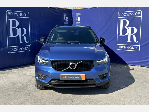 Volvo XC40 B5 R-DESIGN PRO AWD MHEV 13