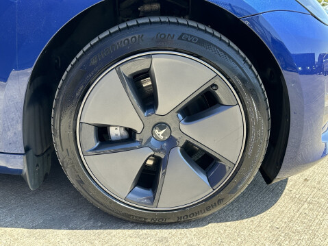 Tesla Model 3 LONG RANGE AWD 16