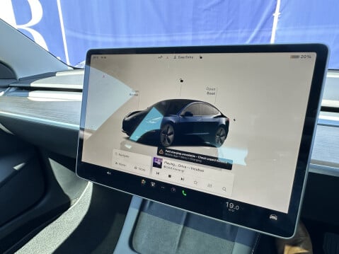 Tesla Model 3 LONG RANGE AWD 25