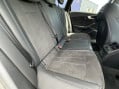Audi A4 AVANT TFSI S LINE BLACK EDITION MHEV 24