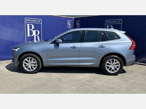 Volvo XC60 D4 MOMENTUM AWD 10