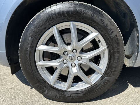 Volvo XC60 D4 MOMENTUM AWD 19