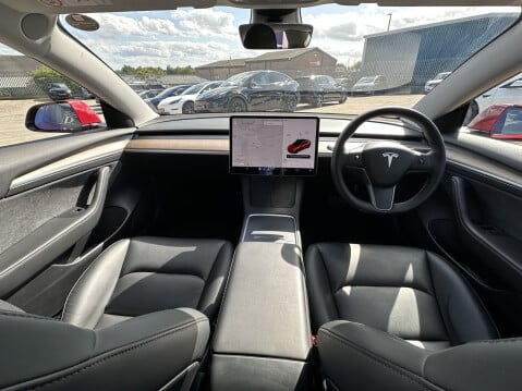 Tesla Model 3 LONG RANGE AWD 24