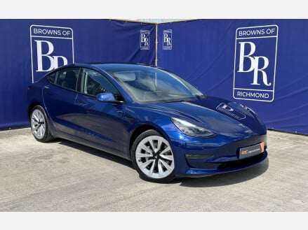 Tesla Model 3 LONG RANGE AWD