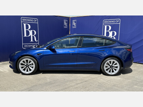 Tesla Model 3 LONG RANGE AWD 10