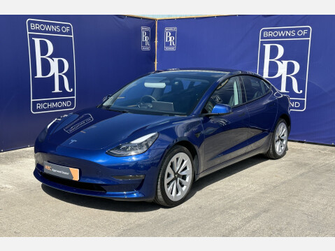 Tesla Model 3 LONG RANGE AWD 11