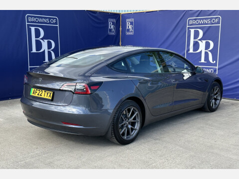 Tesla Model 3 STANDARD RANGE PLUS 5