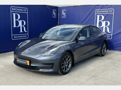 Tesla Model 3 STANDARD RANGE PLUS 11