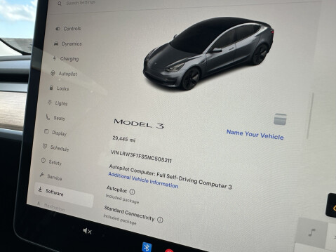 Tesla Model 3 STANDARD RANGE PLUS 27
