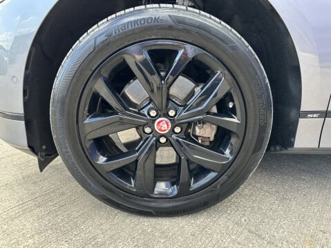 Jaguar I-Pace SE 19