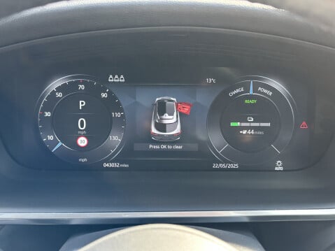 Jaguar I-Pace SE 26