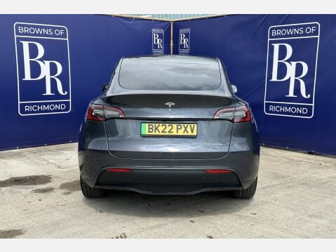 Tesla Model Y LONG RANGE 7