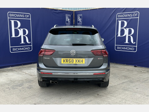 Volkswagen Tiguan R-LINE TDI 4MOTION 7