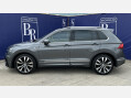Volkswagen Tiguan R-LINE TDI 4MOTION 10