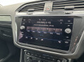 Volkswagen Tiguan R-LINE TDI 4MOTION 33