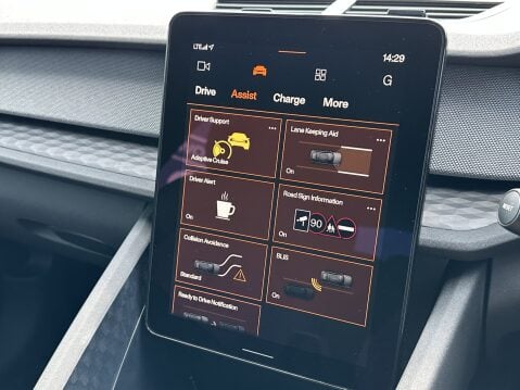 Polestar 2 BASE 38