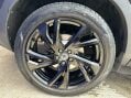Volvo XC40 B4 R-DESIGN PRO MHEV 17