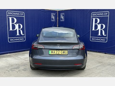 Tesla Model 3 LONG RANGE AWD 7