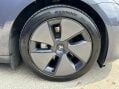 Tesla Model 3 LONG RANGE AWD 16