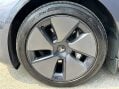 Tesla Model 3 LONG RANGE AWD 19