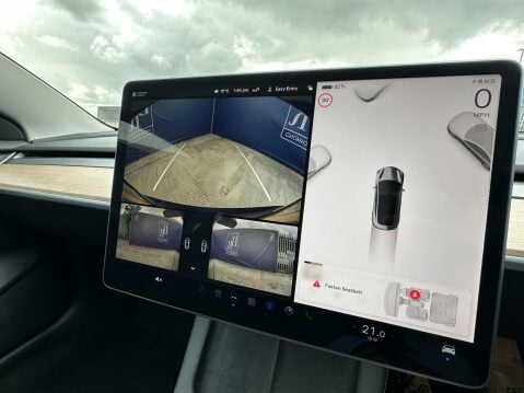 Tesla Model 3 LONG RANGE AWD 29