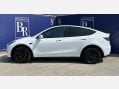 Tesla Model Y LONG RANGE AWD 10