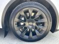 Tesla Model Y LONG RANGE AWD 16