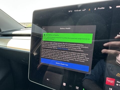 Tesla Model Y LONG RANGE AWD 29