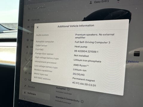 Tesla Model 3 STANDARD RANGE PLUS 27