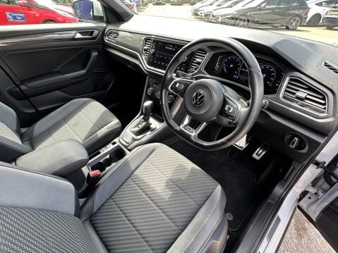 Volkswagen T-Roc R-LINE TSI EVO DSG 3