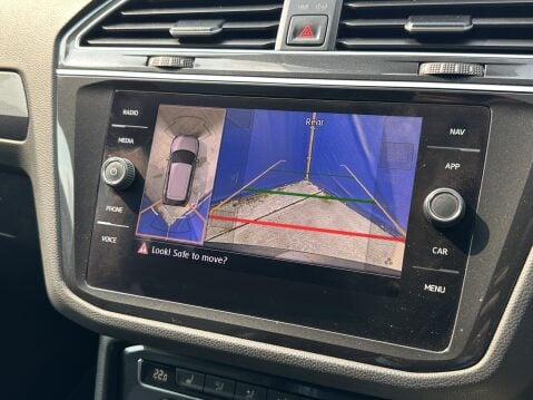 Volkswagen Tiguan R-LINE TECH TDI 35
