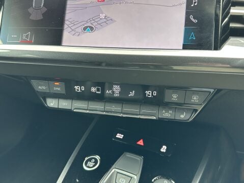 Audi Q4 S LINE 37