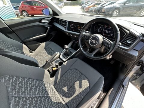 Audi A1 SPORTBACK TFSI SPORT 3