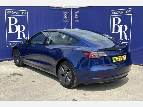 Tesla Model 3 STANDARD RANGE PLUS 8