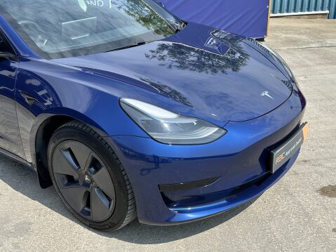 Tesla Model 3 STANDARD RANGE PLUS 15