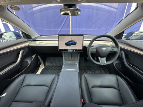 Tesla Model 3 STANDARD RANGE PLUS 26