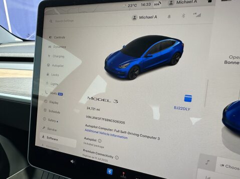 Tesla Model 3 STANDARD RANGE PLUS 27