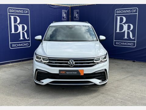 Volkswagen Tiguan R-LINE TSI DSG 13